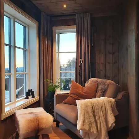 Beautiful At Lifjell Perfectly Located For Hiking And Skiing With Sauna Сasa de vacaciones